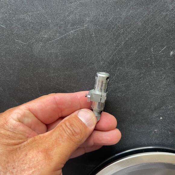 GRAFLEX #3 Flash Synchronization Solenoid - Picture 4 of 6